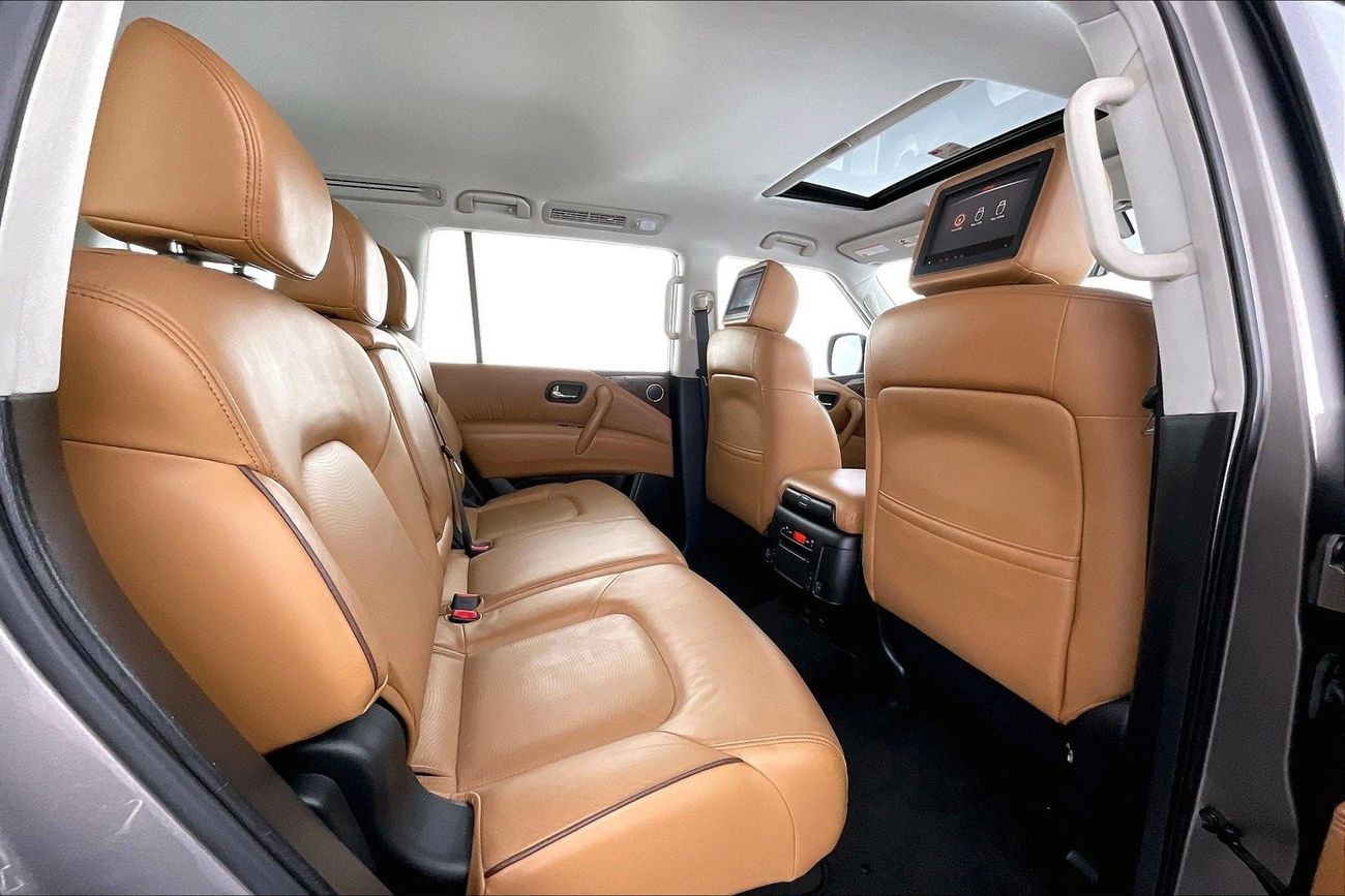 Mercedes-Benz GLS 450 Premium + (AMG Package) | Guaranteed Warranty | 0 Down Payment