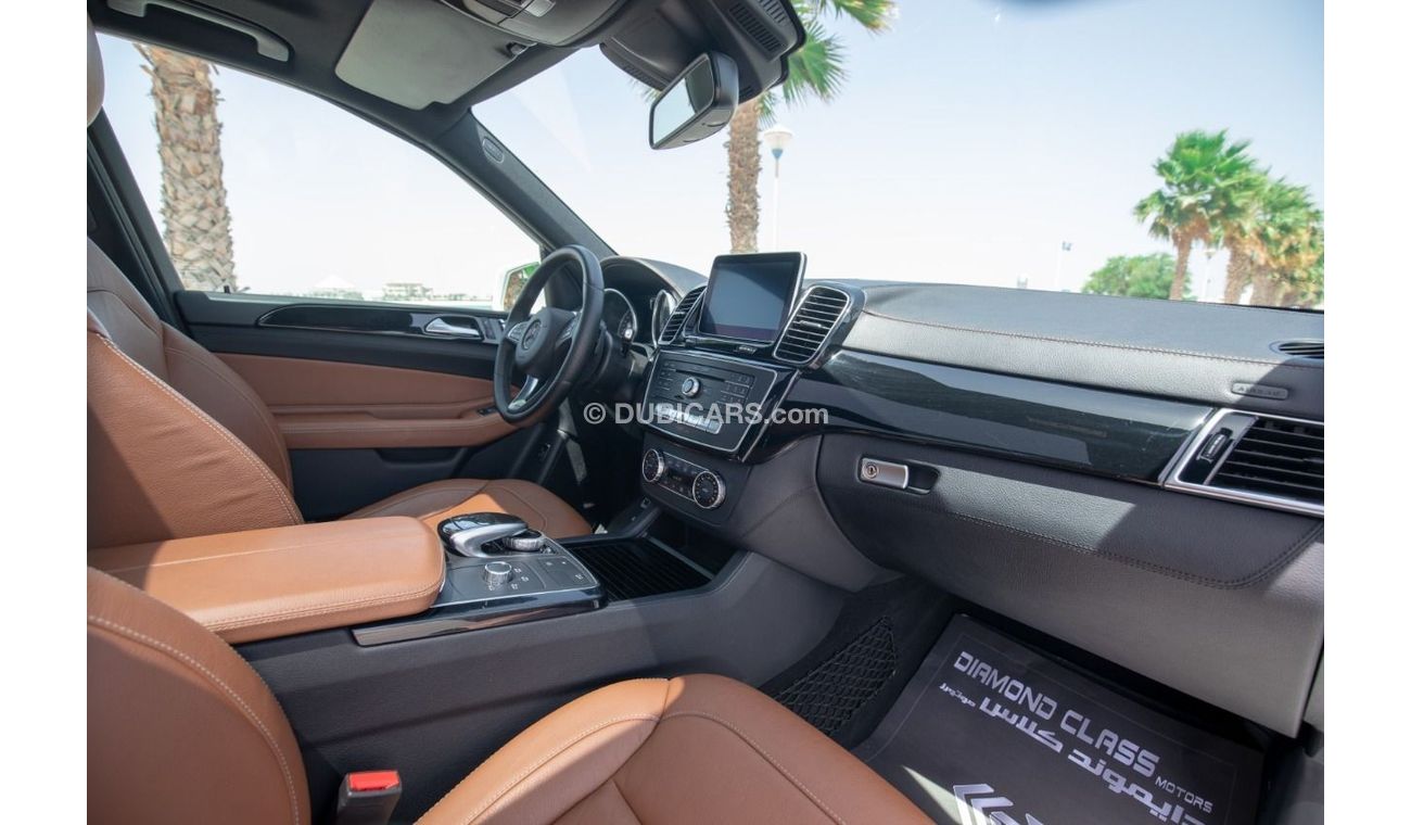 مرسيدس بنز GLE 400 AMG Mercedes GLE 400 AMG V6  Panoramic, 360 Camera  GCC 2016 Under Warranty