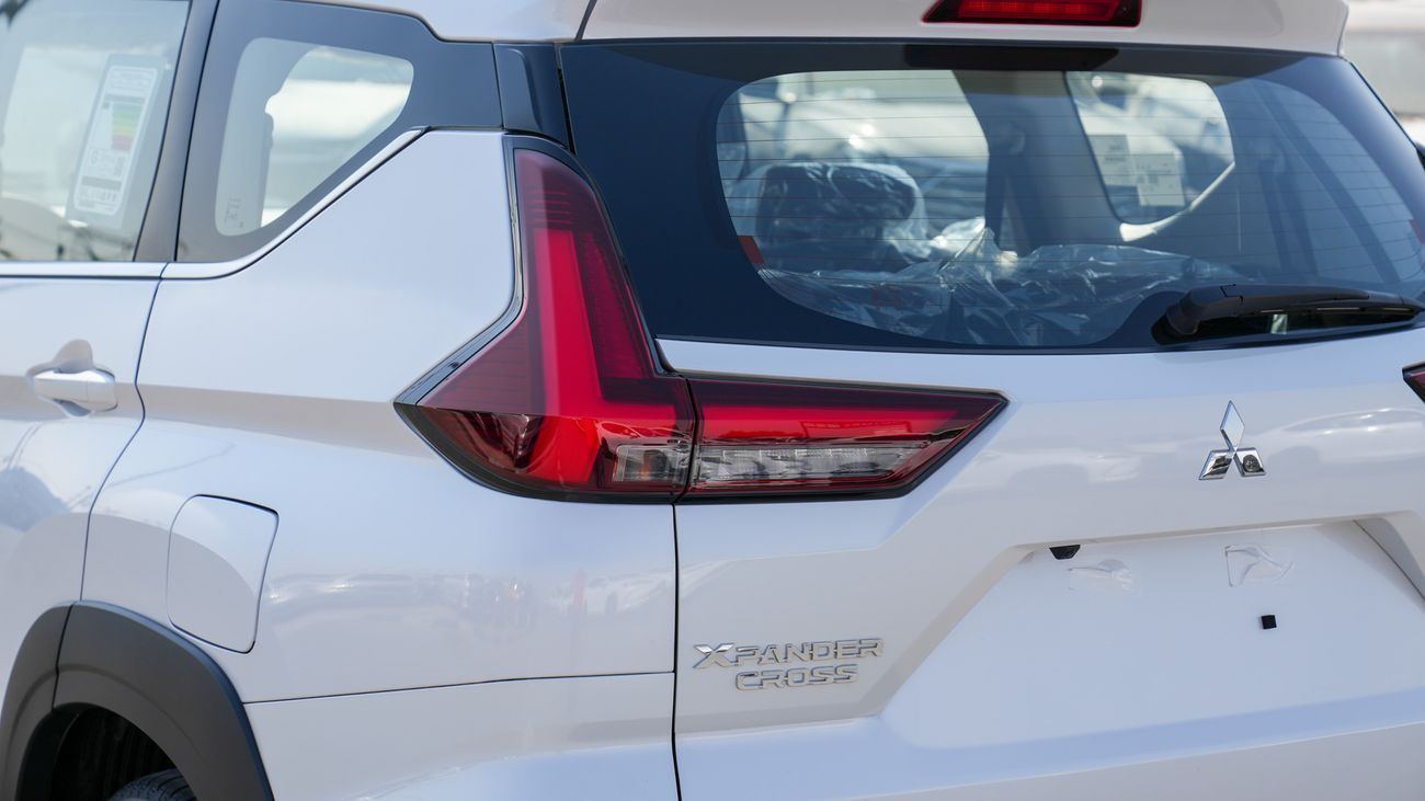 Mitsubishi Xpander Cross Brand New Mitsubishi Xpander Cross N-XP-CR-1.5-P-26 2026 – 1.5L 4-Cylinder Premium – GCC Specs – Exp