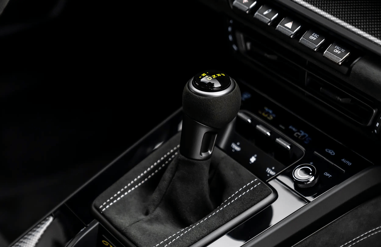 Porsche 911 4.0L F-6 Naturally Aspirated Engine