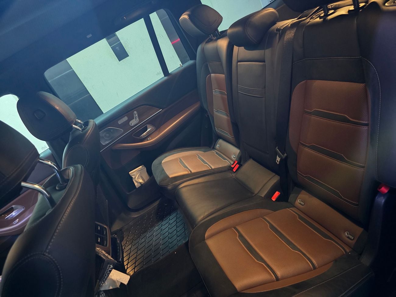 مرسيدس بنز GLS 63 AMG