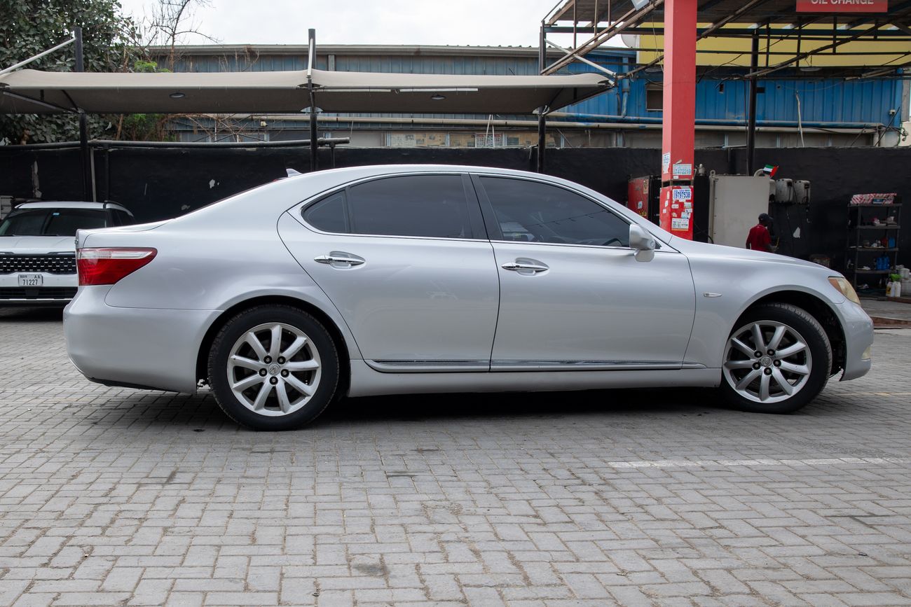 Lexus LS460 ls460 short