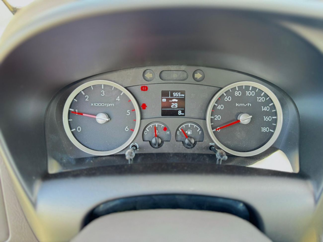 Hyundai H 100 Hyundai H100 2025 2.5L Diesel