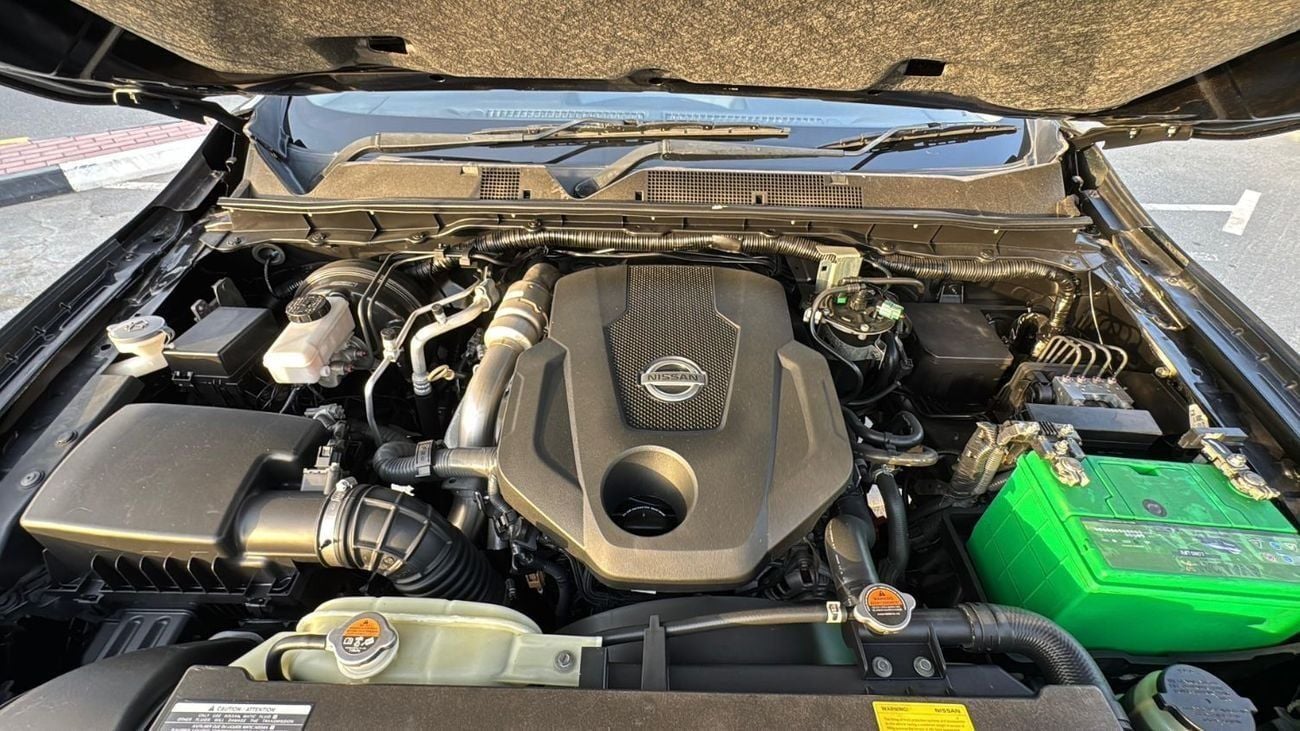 نيسان نافارا Double Cab | 2.3L Diesel Auto | RHD | Premium Roof Rack & Camping Setup | 2WD