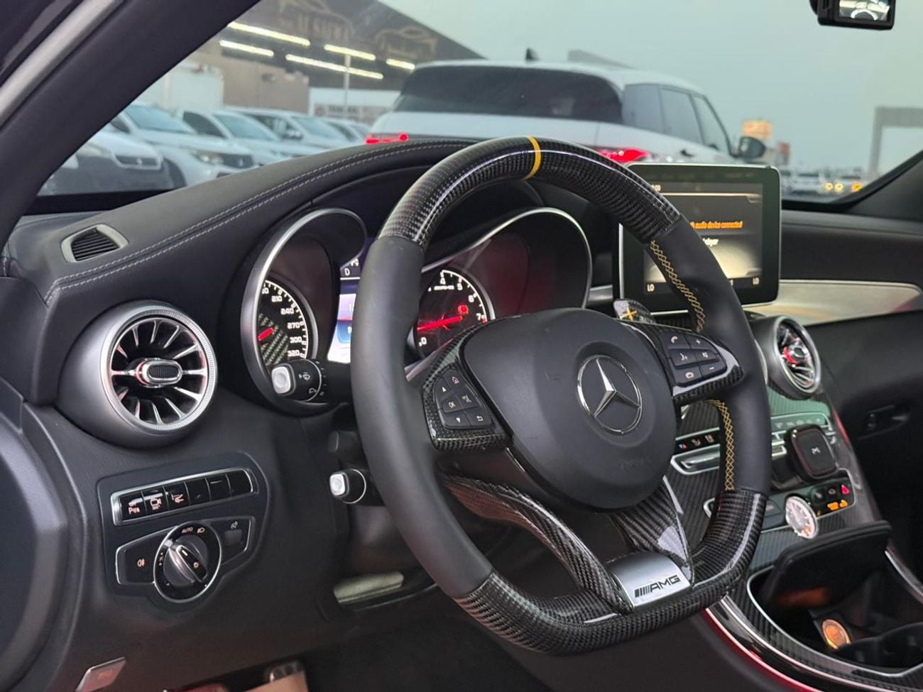 مرسيدس بنز C 63 AMG STD