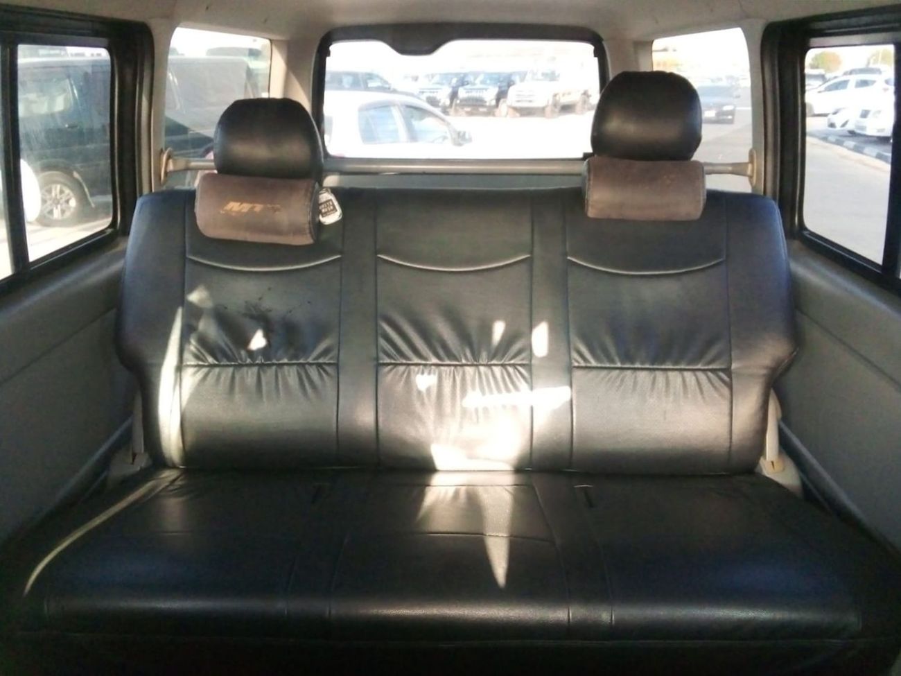 تويوتا هاياس TOYOTA HIACE VAN RIGHT HAND DRIVE (PM1648)