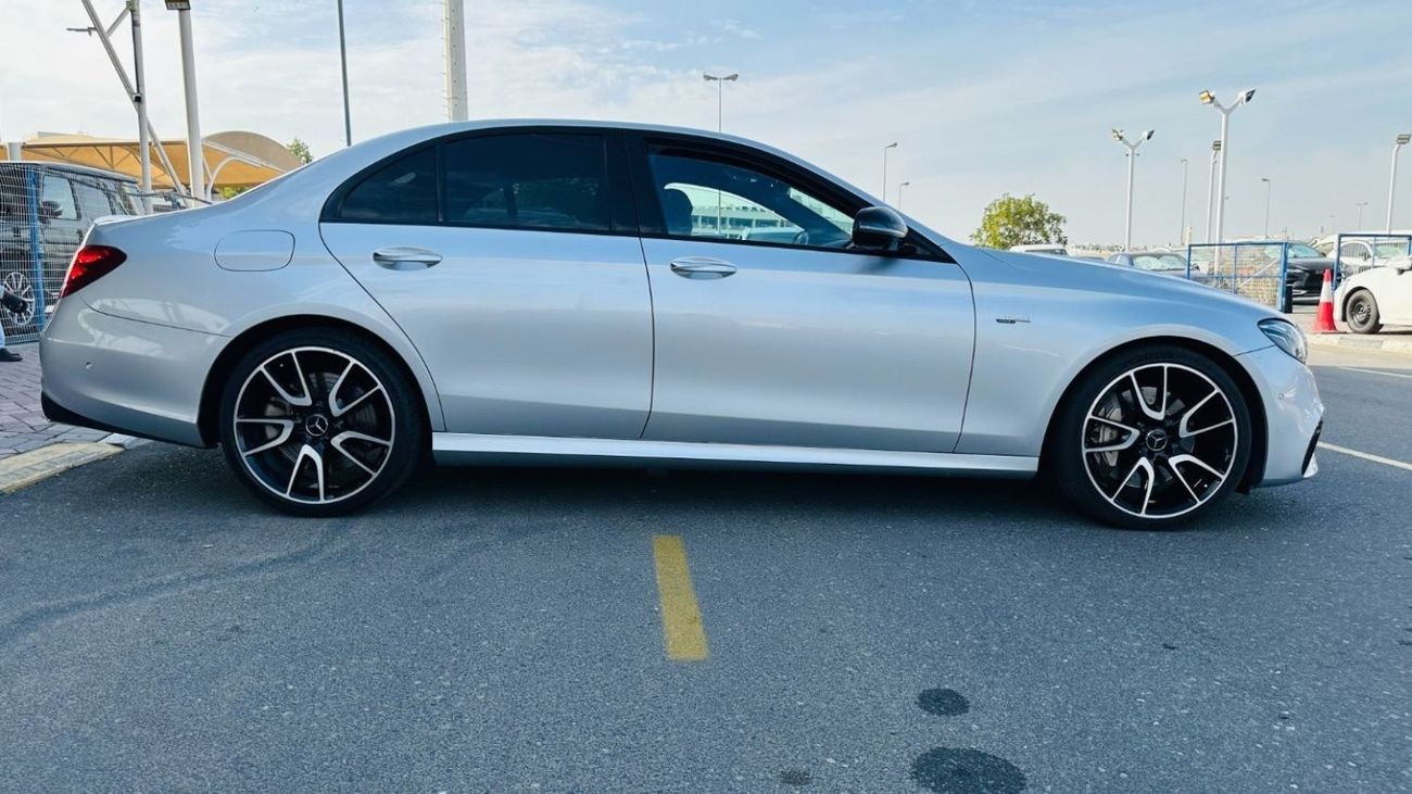 مرسيدس بنز E 53