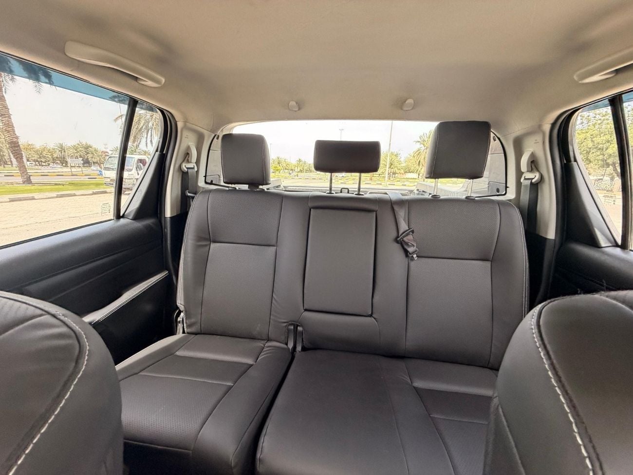 Toyota Hilux ADVENTURE SR5