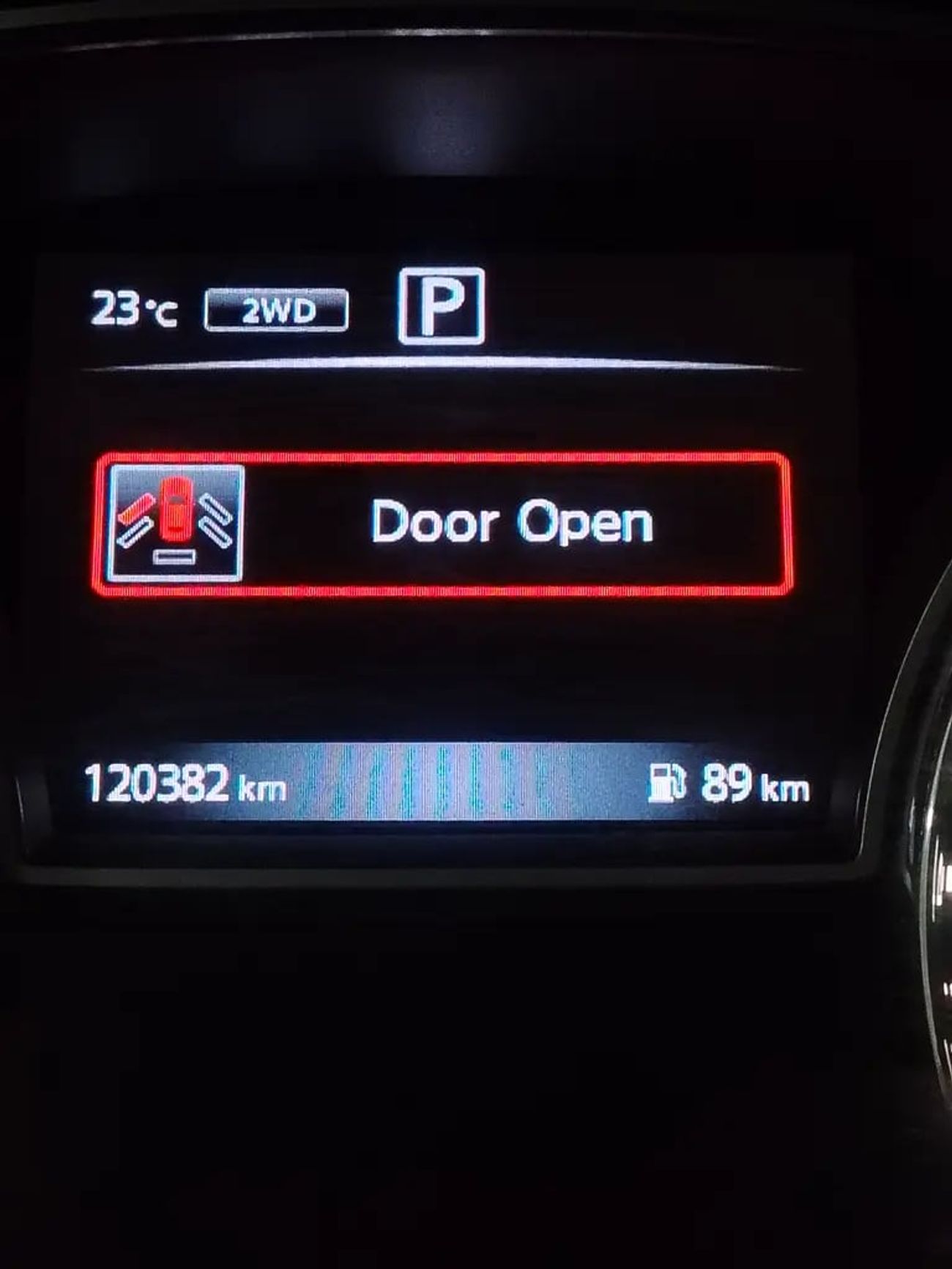 Nissan Pathfinder SV 3.5L (260 HP) 4WD SV