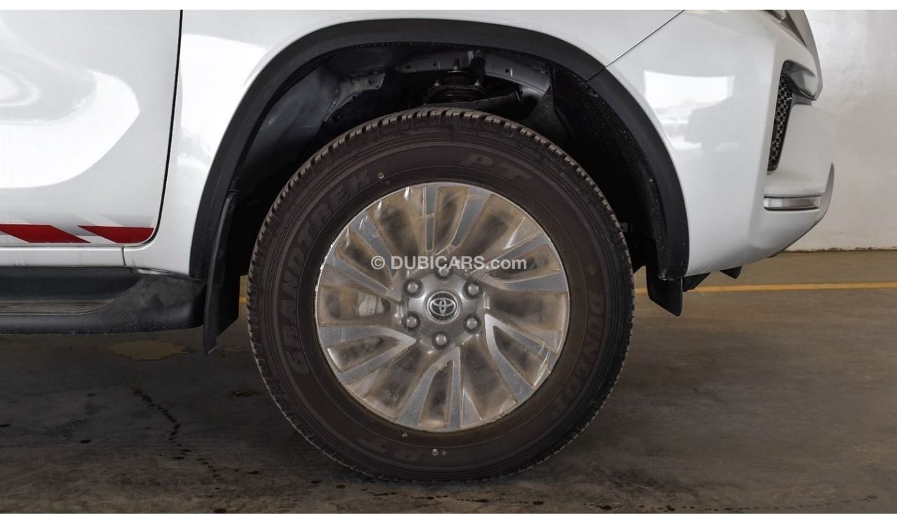 Toyota Fortuner 2023 Toyota Fortuner 2.8 - Pearl White inside Chamois | Export Only