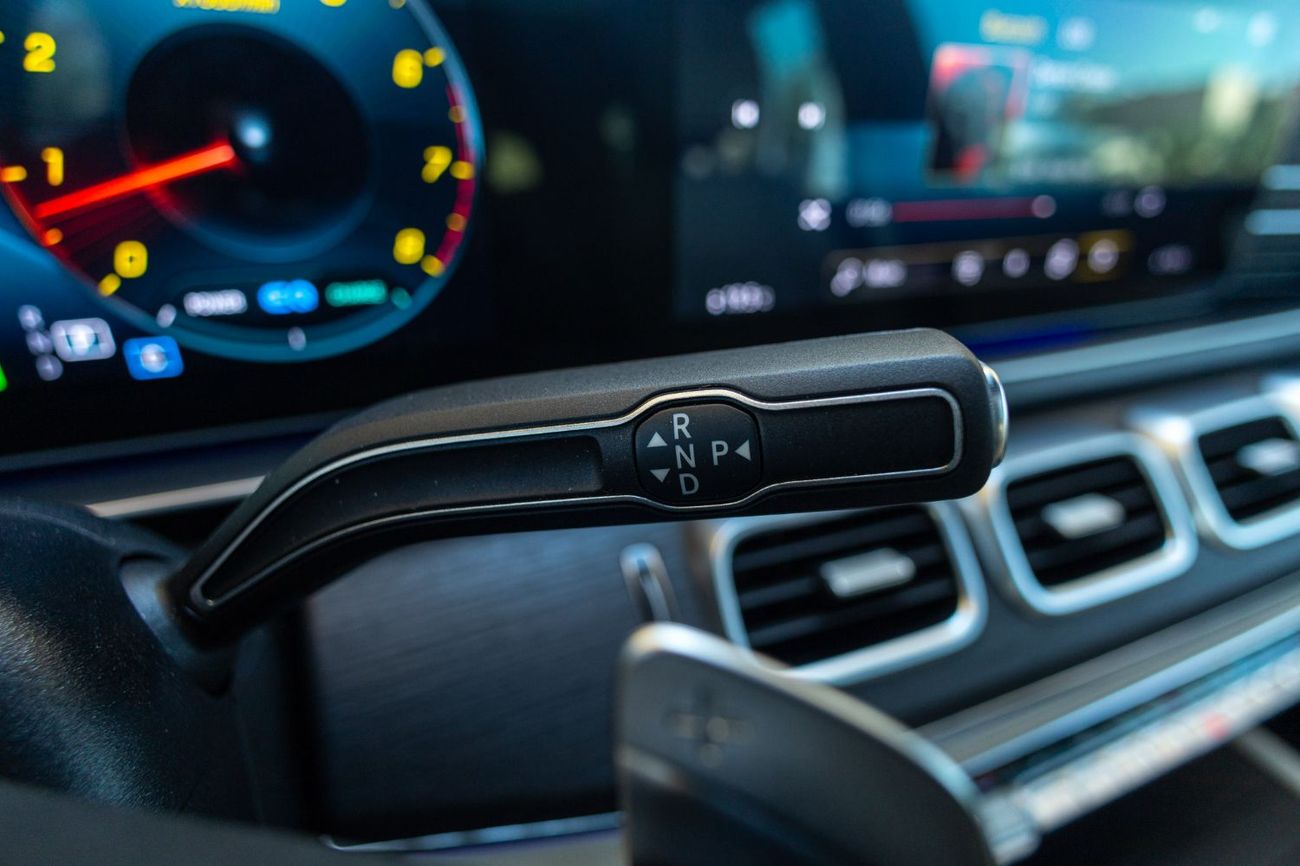 مرسيدس بنز GLS 450 Premium + 3.0L (367 HP)