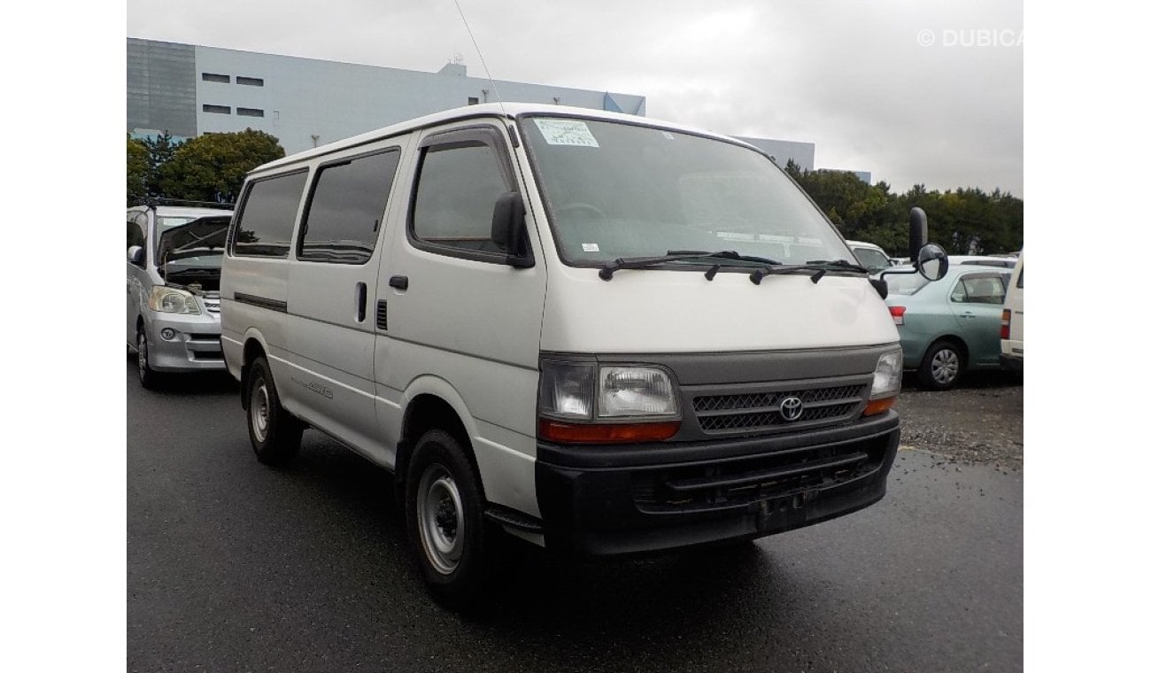 Toyota Hiace 2004