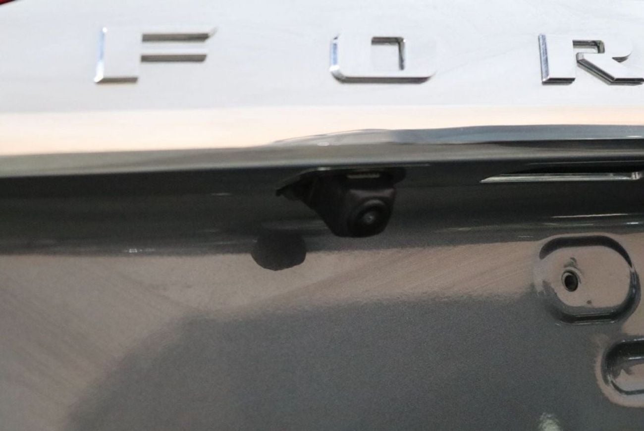 Toyota Fortuner VX2 FORTUNER  4.0L V6 PETROL