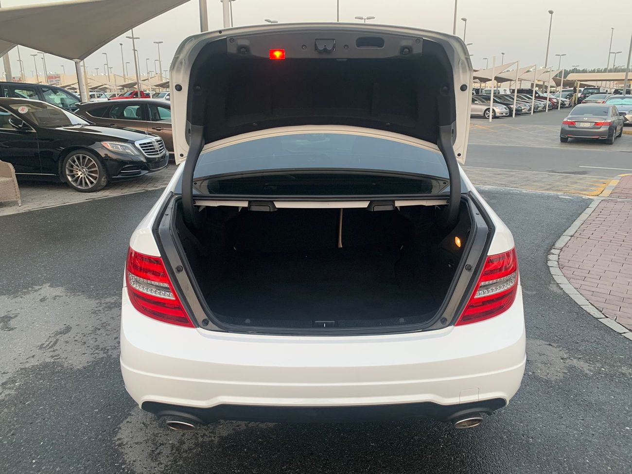 Mercedes-Benz C 300 Mercedes C300_2014_Excellent_Condition _Full option