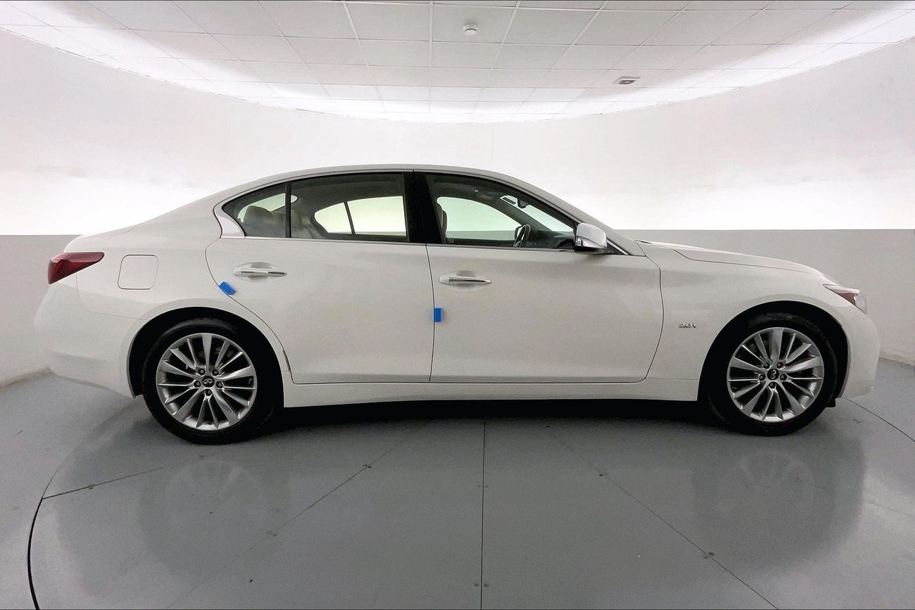 Infiniti Q50 Premium / Luxe| 1 year free warranty | Exclusive Eid offer