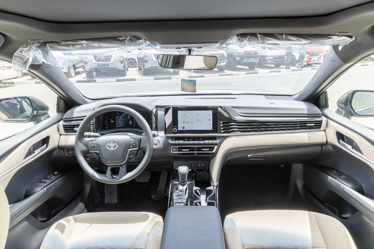 Toyota Camry Toyota Camry LE 2.5L Hybrid, Panorama - 2025 (Export)