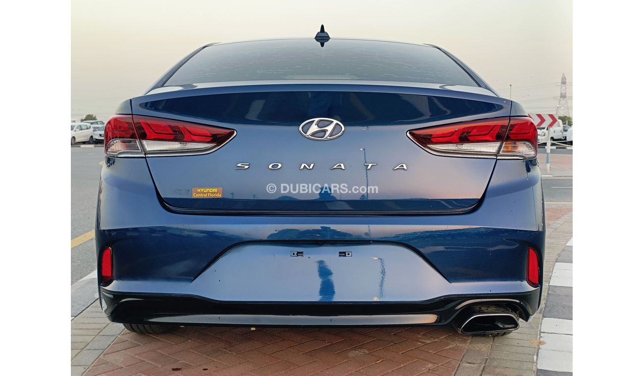 Hyundai Sonata SE, 2.4L Petrol, DVD /  Leather Seats, Spectacular Condition (LOT # 9134)