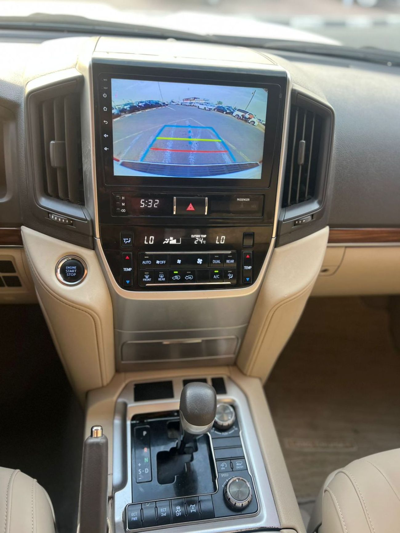 Toyota Land Cruiser 2018 Toyota Land Cruiser EX.R 4.0L V6 - AWD 4x4 - GCC - Leather Seat - Rear Camera & Sensor - Accide