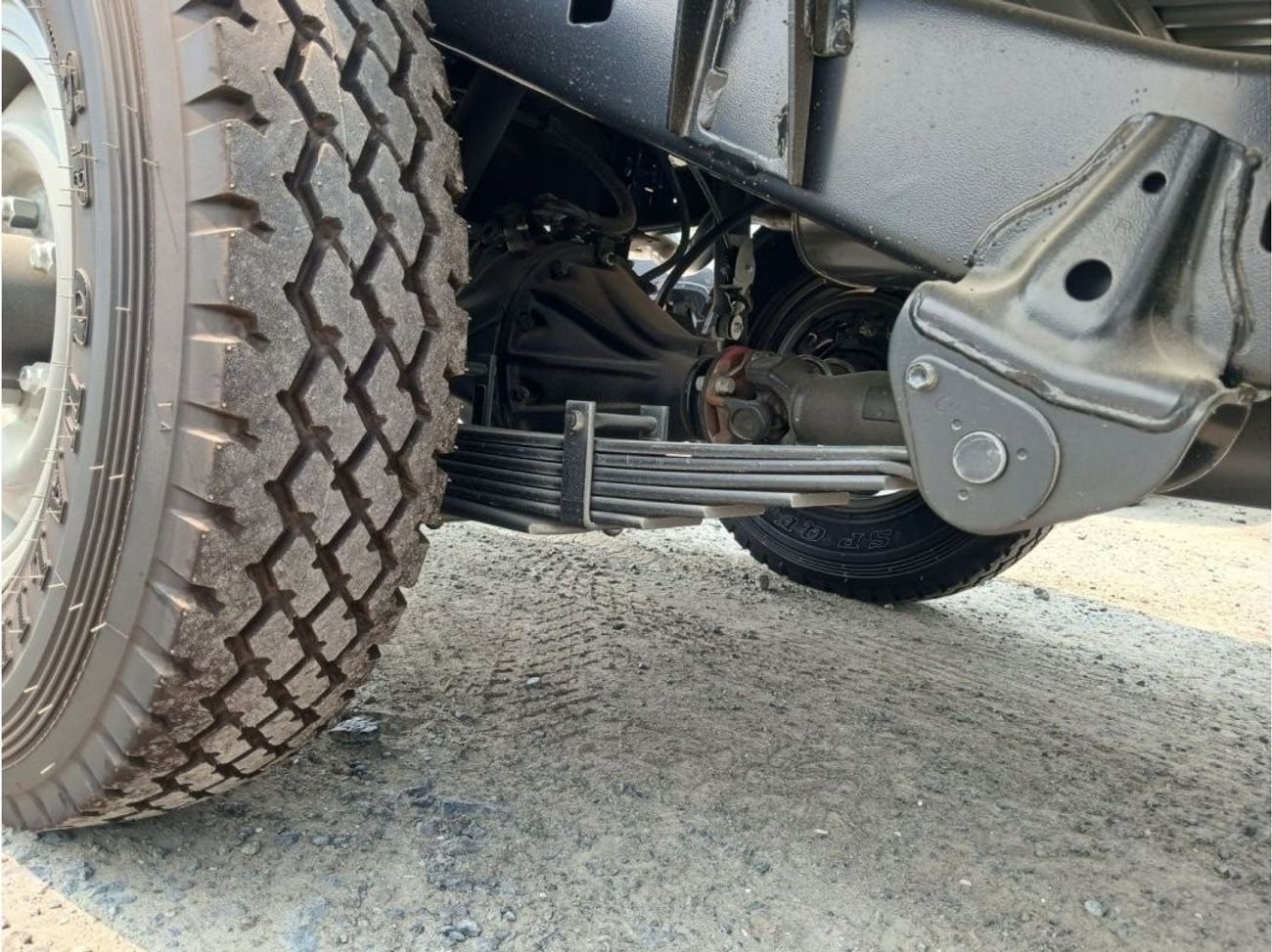 تويوتا لاند كروزر بيك آب Single Cab - 4.2L Diesel Manual - 6 Cylinders - White - ECT0001