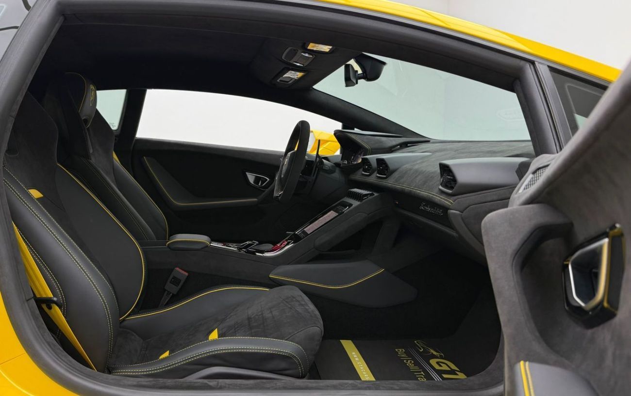 لامبورغيني هوراكان Tecnica 2024 Lamborghini Huracan Tecnica, Lamborghini Warranty + Service Pack, Very Low Km, GCC