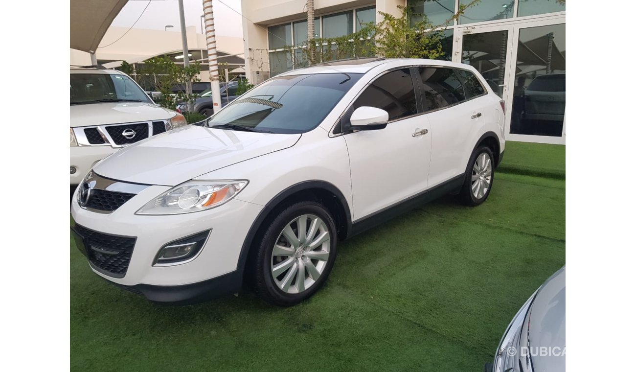 Mazda CX-9 Gulf - number one - hatch - leather - alloy wheels - rear camera - excellent condition, you do not n