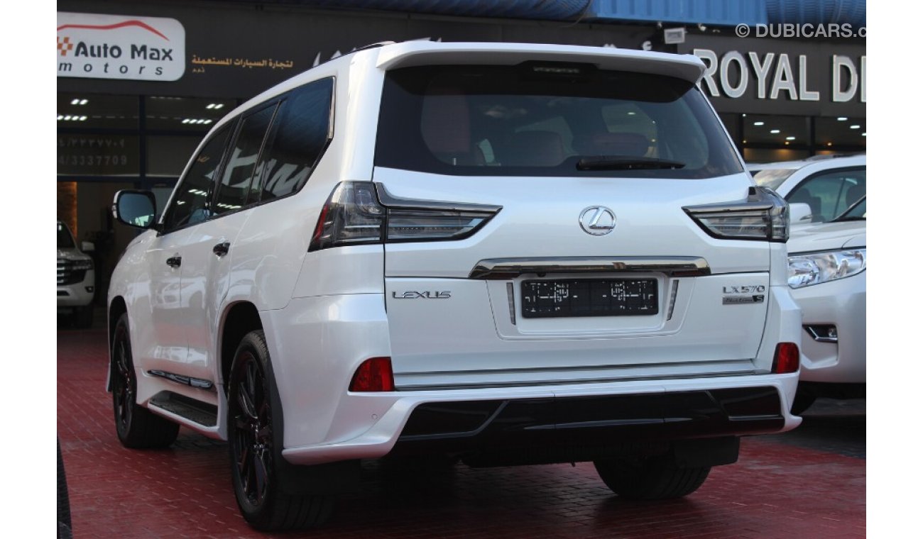 Lexus LX570 (2019) V8 Black Edition,GCC