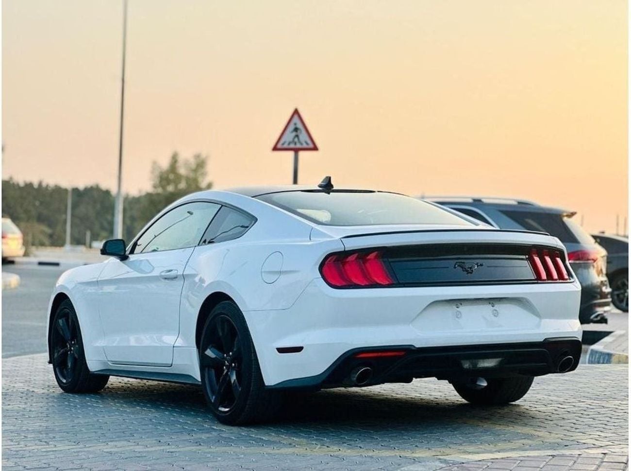 Ford Mustang ECOBOOST FASTBACK Monthly AED 1265/- | 0% DP | Blindspot | Touch Screen | # 12661S
