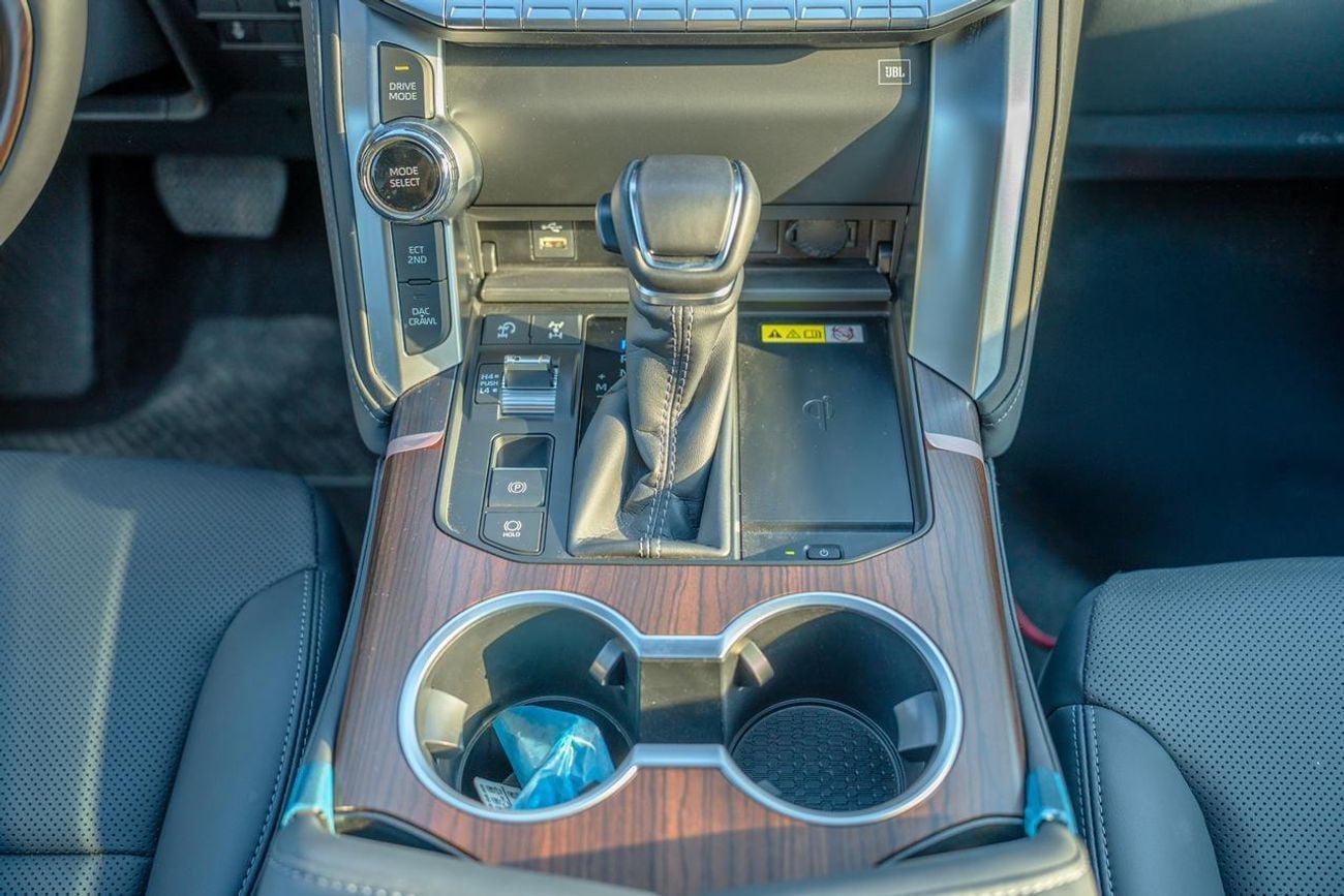 تويوتا لاند كروزر Toyota Land Cruiser GXR 2025 3.3L Diesel Twin Turbo