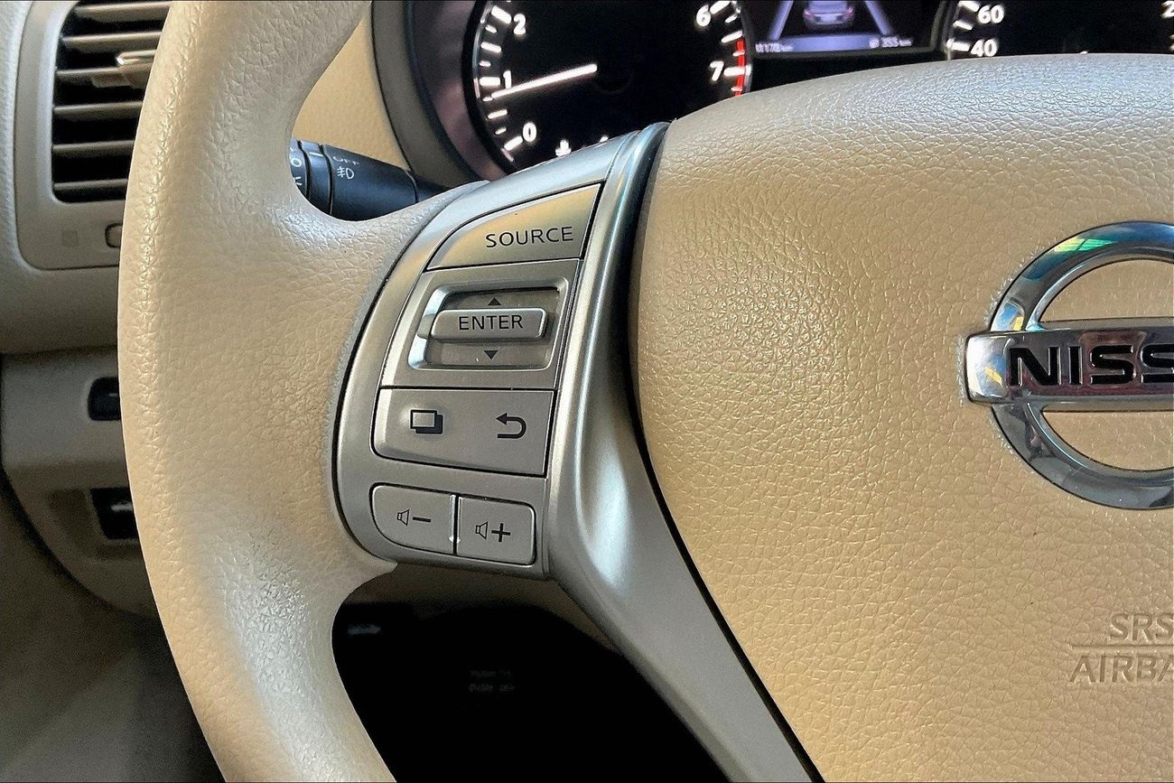 Nissan Altima SV