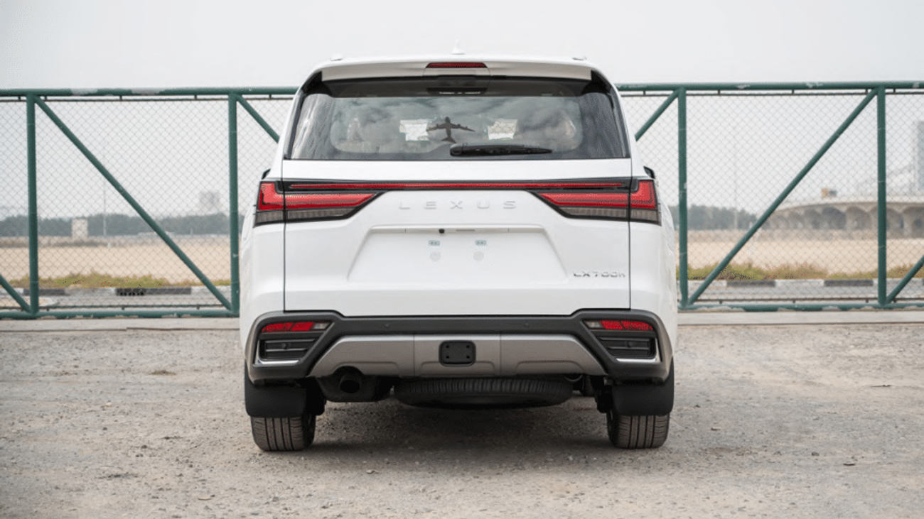 Lexus LX 700h Lexus 2025 LX 700h Hybrid