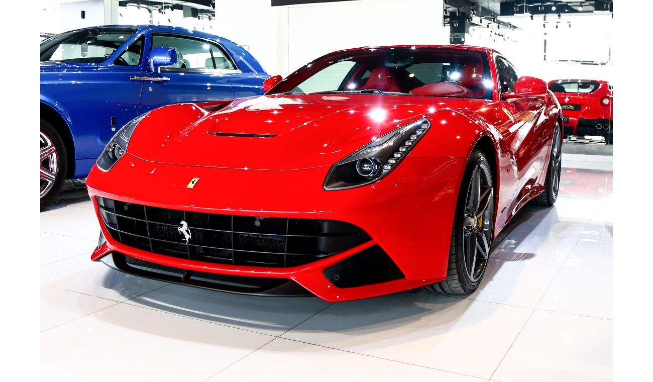 فيراري F12 Berlinetta 2015 - Service Contract until Dec.2021 / Only 4K Mileage (( 731 HP ))