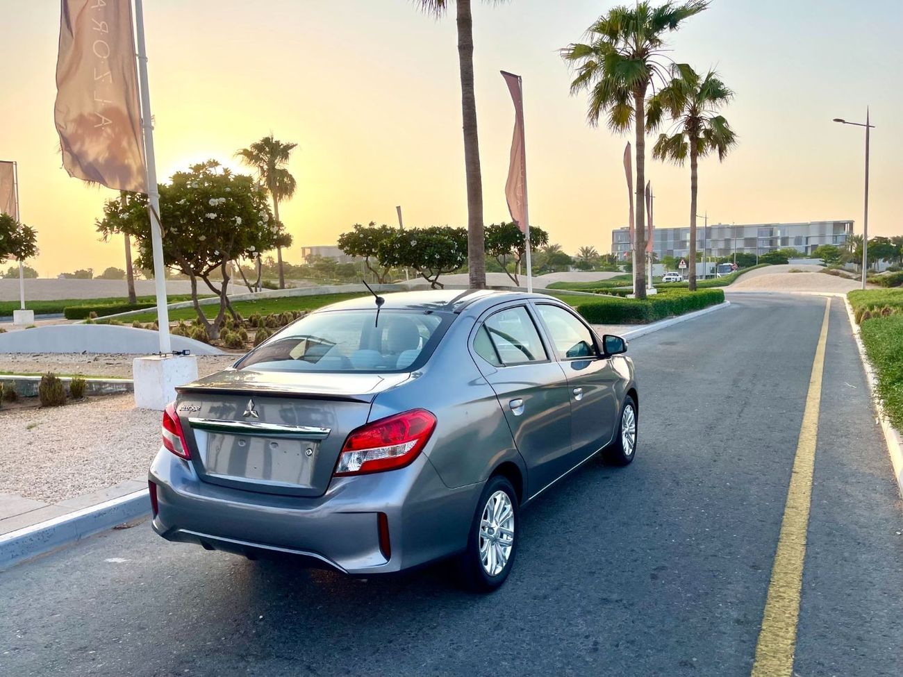 Mitsubishi Attrage GLX Highline Banking facilities without the need for a first payment