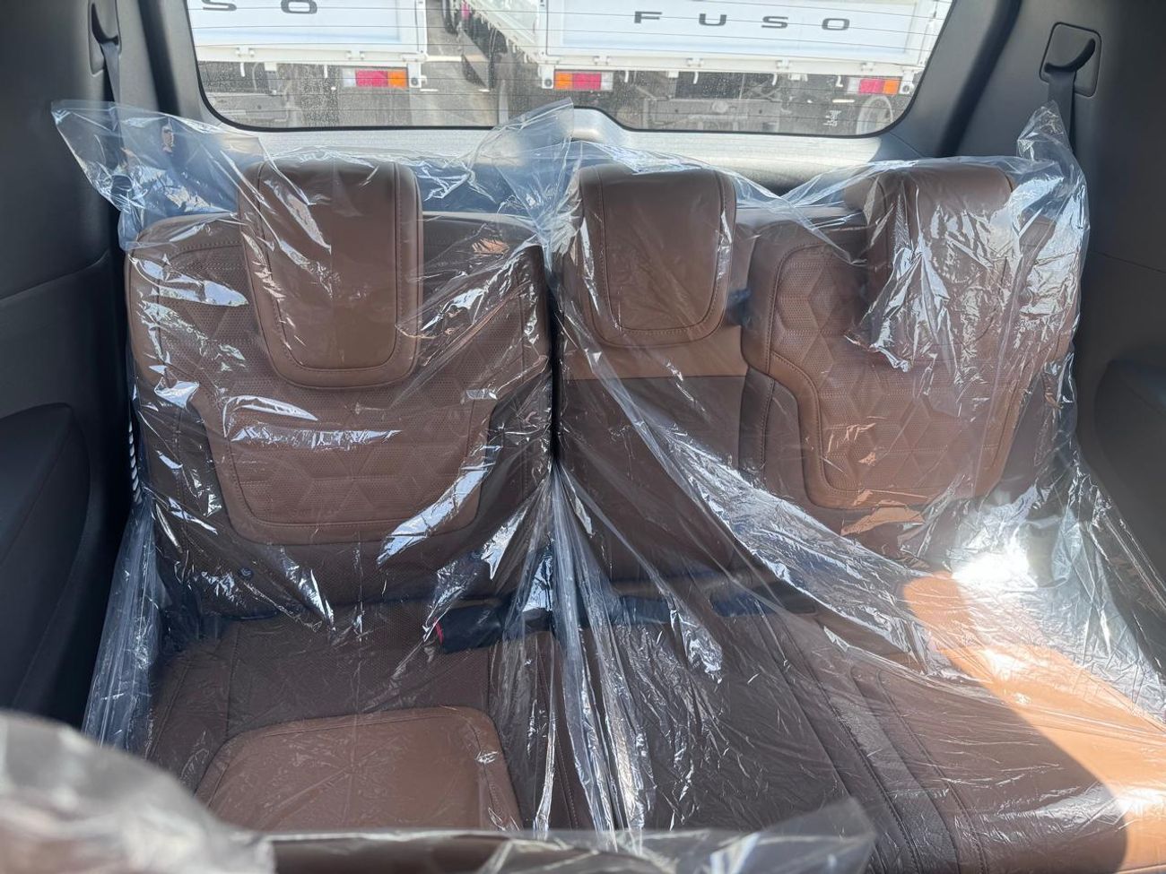 Nissan Patrol SE PLATINUM CITY 3.8L_2026_(BLACK/TAN)