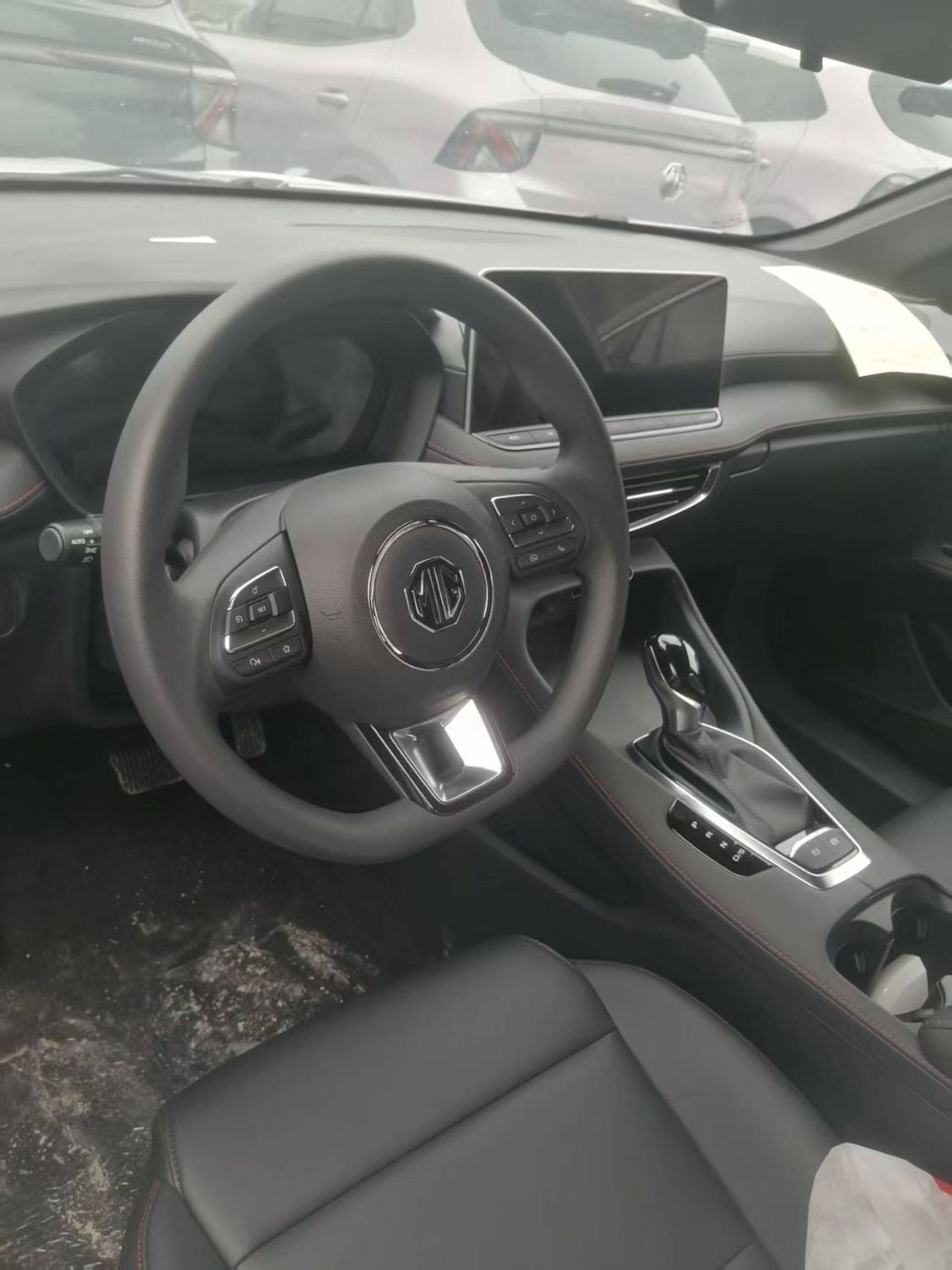 MG 5 LUX Global Luxury
