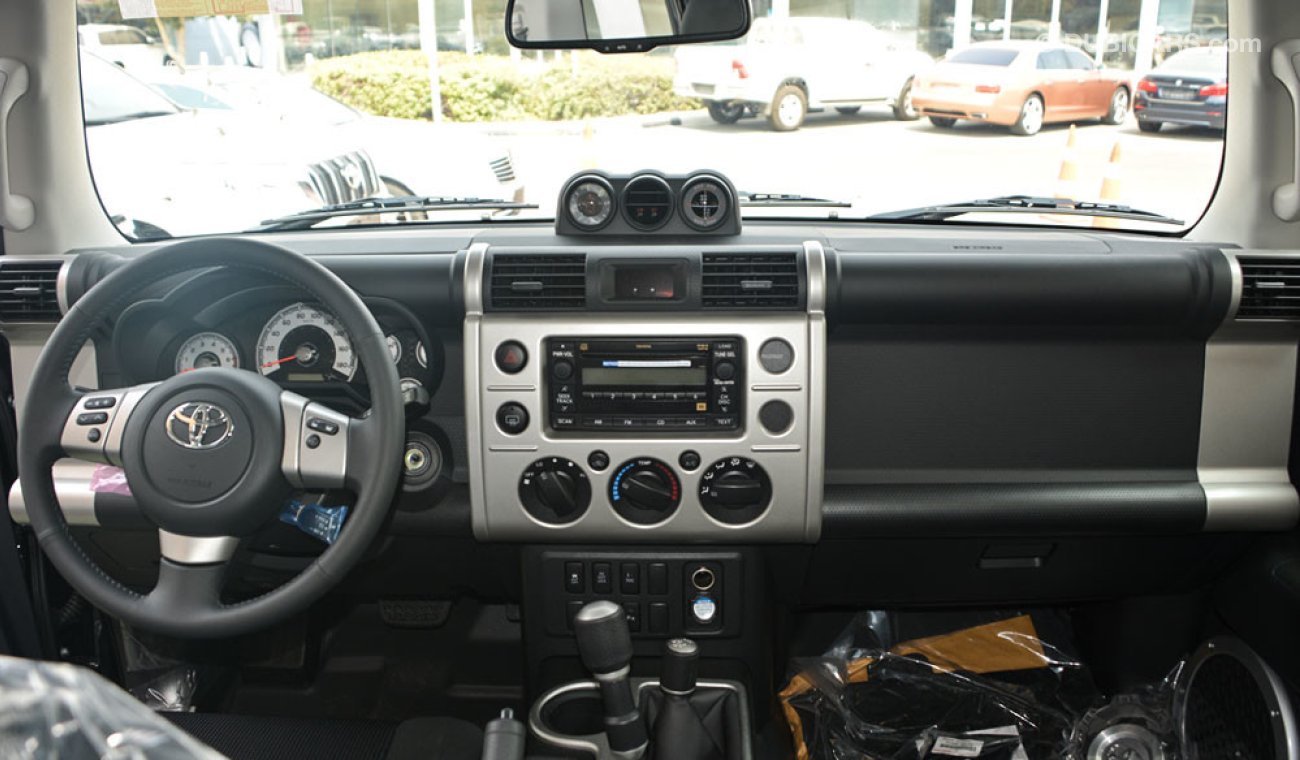 Toyota FJ Cruiser 2019 4.0L V6 - Diff Lock