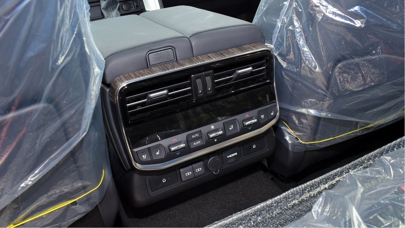 Toyota Land Cruiser VXR 3.5L TWIN TURBO