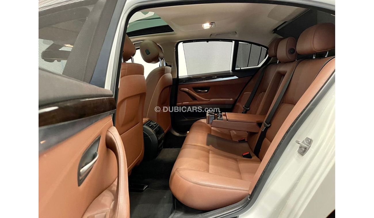بي أم دبليو 528i 2015 BMW 528i, Full BMW Service History, Warranty, GCC