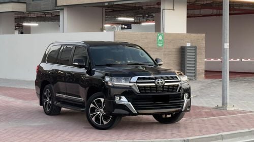 Toyota Land Cruiser GXR 4.5 7 seats 5 doors