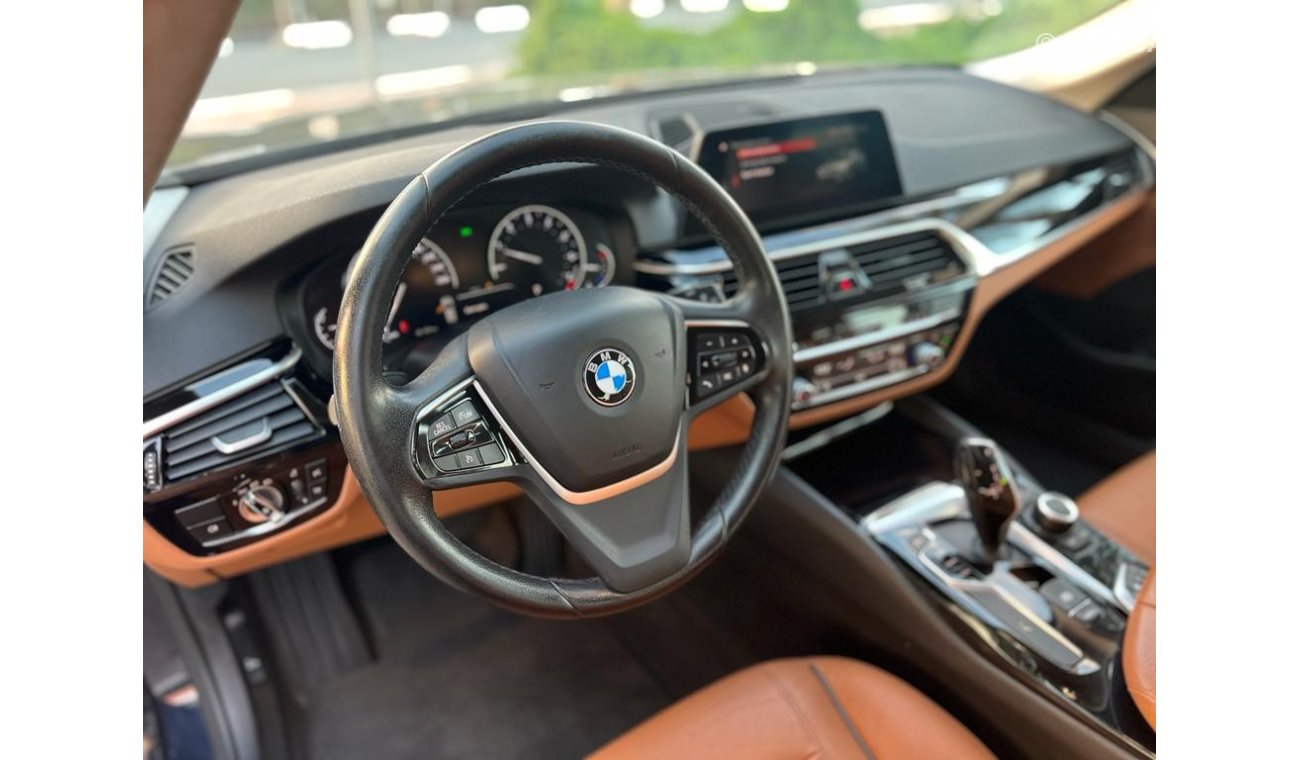 بي أم دبليو 520 BMW 520I GCC IN PERFERCT CONDITION