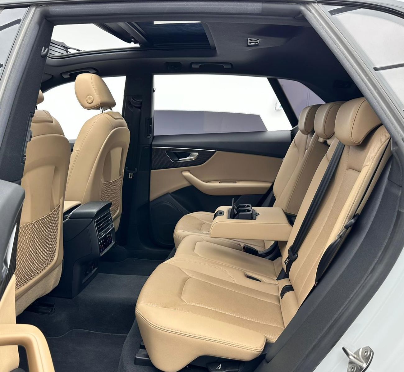 Audi Q8 55 TFSI quattro 3.0L SUV 2021 Audi Q8 S-Line 55 TFSI Quattro, April 2026 Audi Warranty + Service Con