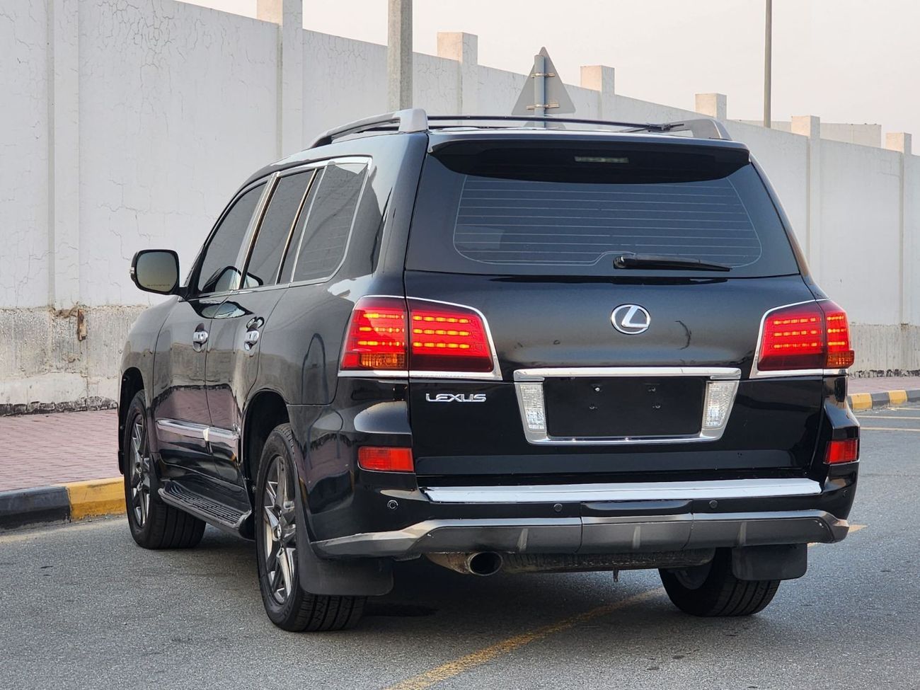 Lexus LX 570