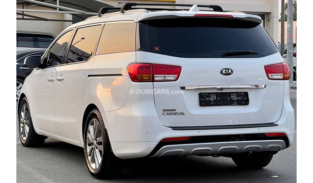 كيا كارنيفال كيا كرنفال 2016 خليجي فل أوبشن بحالة ممتازة بدون حوادث