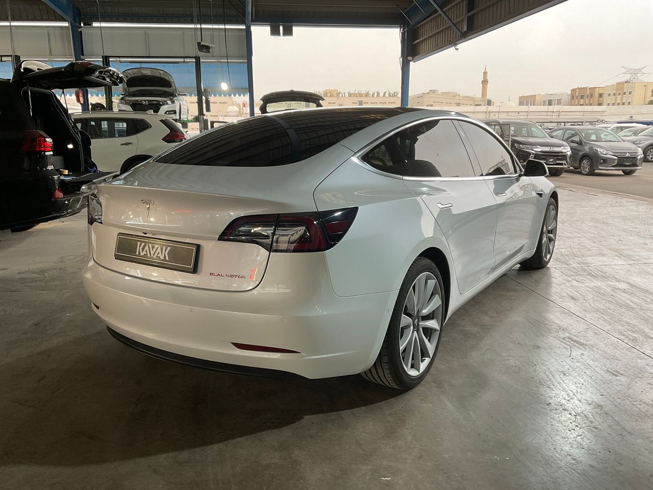 تسلا موديل 3 Long Range (Dual Motor) | شامل الضمان | 0 ﺪﻔﻋﺓ ﺃﻮﻟﻯ