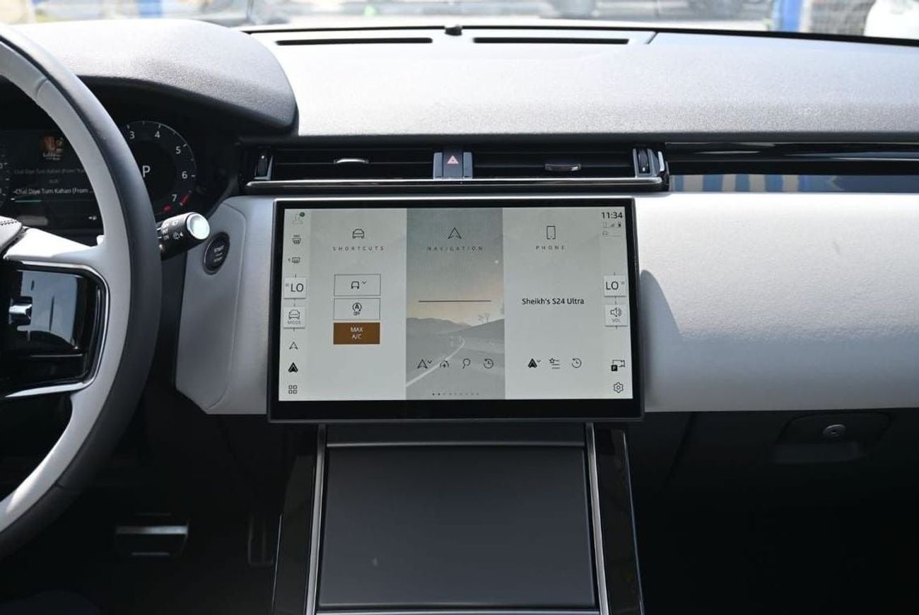 لاند روفر رينج روفر فيلار Land Rover Range Rover Velar, R Dynamic SE 2.0L Turbo AWD, Model 2025, Color Santorini Black