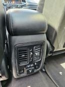 Jeep Cherokee Jeep Cherokee Summit 2019   5.7L  8 cylinder