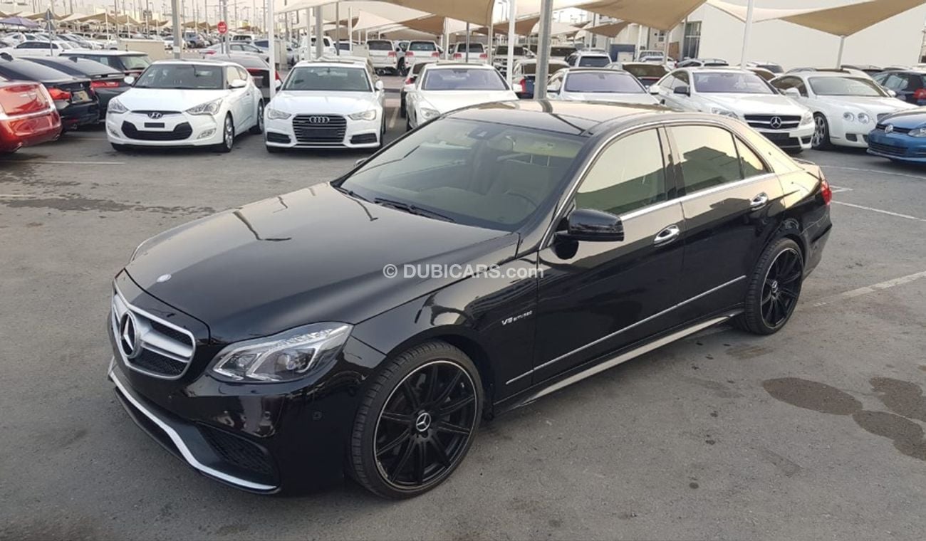 مرسيدس بنز E 350 موديل 2011 محول 2016 حاله ممتازه من الداخل والخارج فل  مواصفات كراسي جلد ومثبت سرعه وتكييف خلفي ونظا