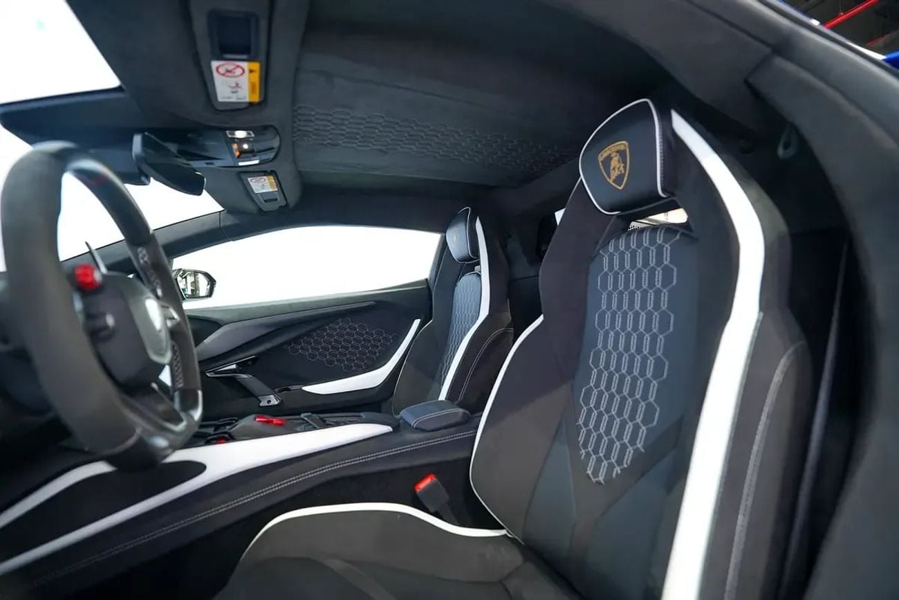 Lamborghini Revuelto SPORTIVA