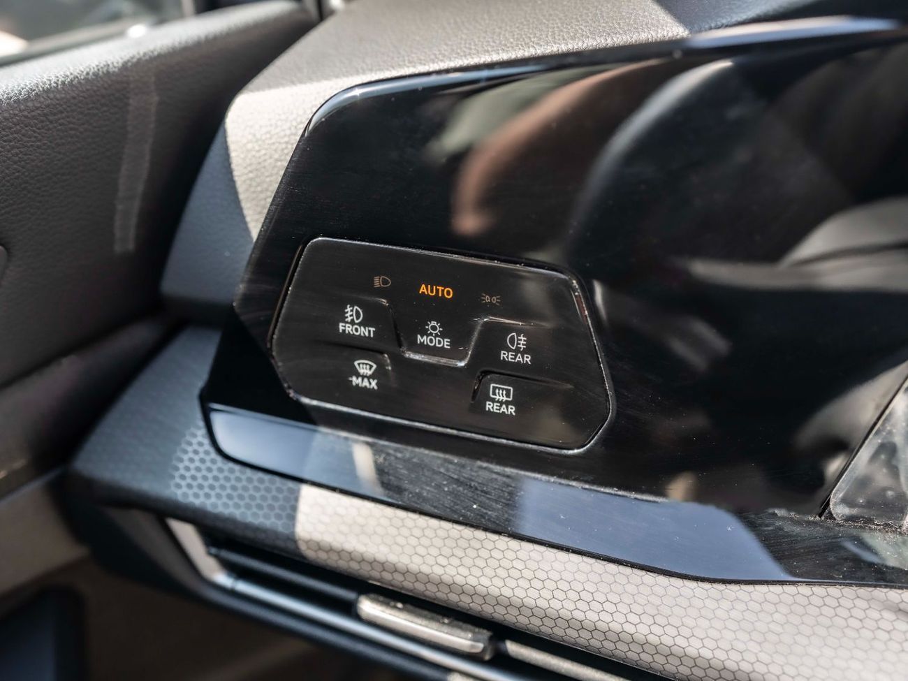 فولكس واجن جولف GTI GTI P2 MID