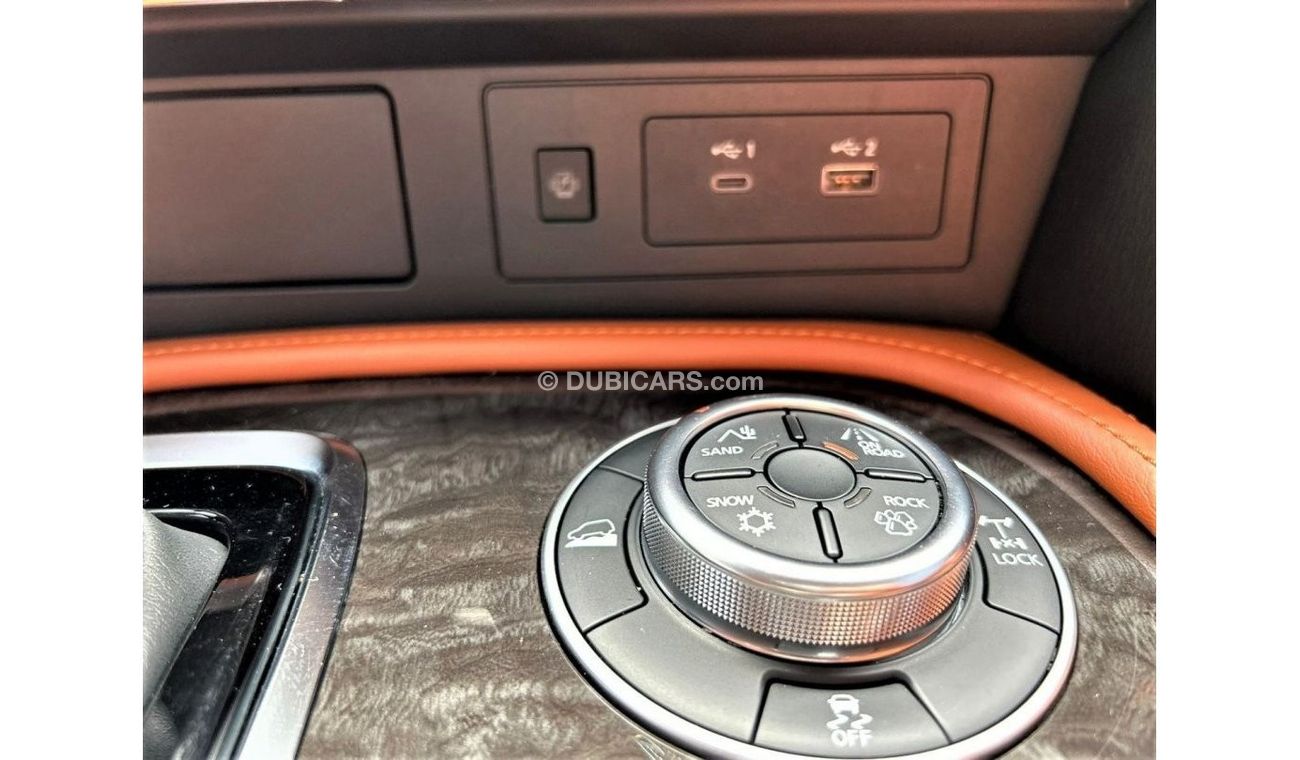 Nissan Patrol SE Titanium 2022 GCC WITH AGENCY WARRANTY & SERVICE CONTRACT LOW MILEAGE IN BRAND NEW CONDITION