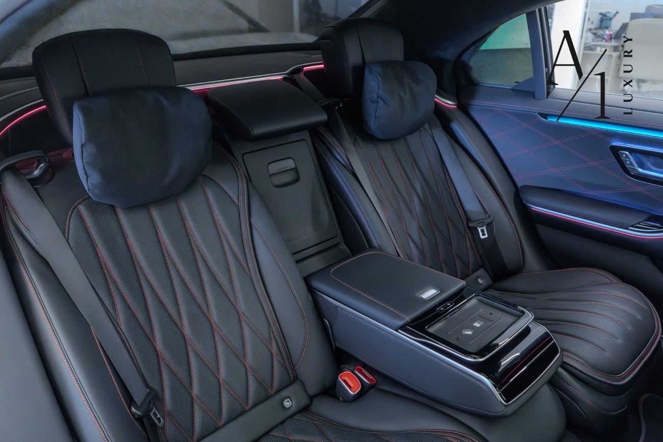 مرسيدس بنز S 63 AMG 2024 With black And Red Carbon Fibre Interior, Excellent Condition, European Spec